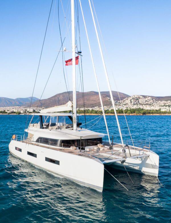 Athenian Yachts- S/Y WHITE CAPS, LAGOON SIXTY 5